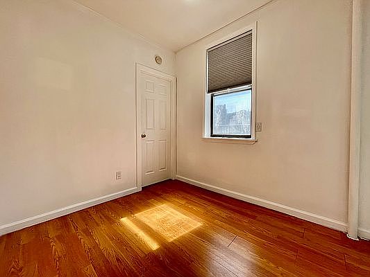 4th image of 37 Catherine St APT 6B