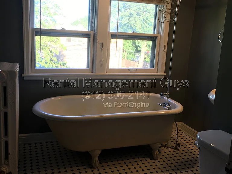 2715 Pillsbury Ave #2 — Photo 11