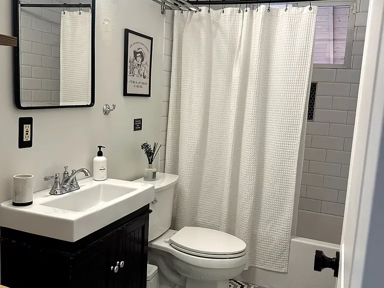 4800 Bandera Rd — Photo 11