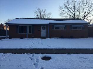 5252 Gerald St, Warren, MI 48092