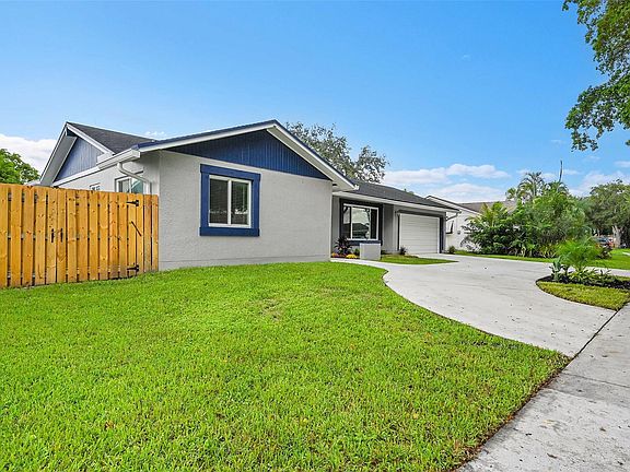 4th image of 5615 SW 118th Avenue