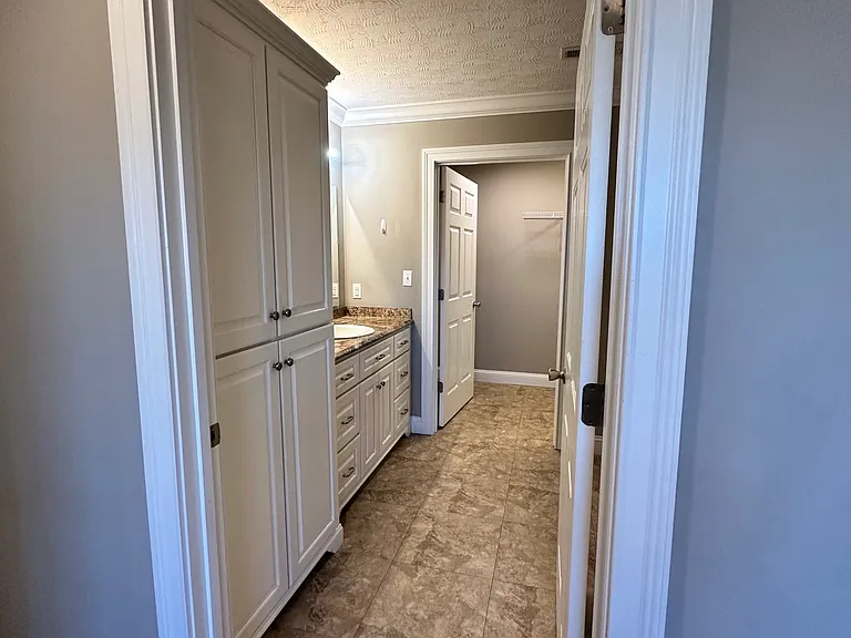 186 Bluegrass Dr — Photo 8