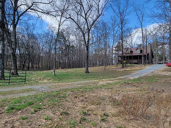 3rd image of 326 McCreary Rd SE