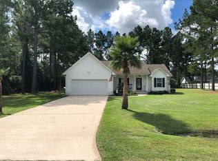 96 Canterbury Way, Waverly, GA 31565