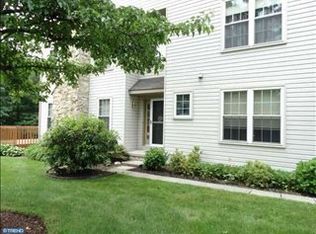 73 Bristol Ct, Norristown, PA 19403
