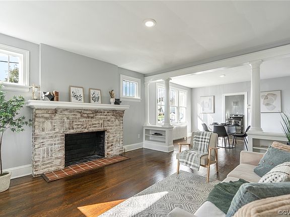 4th image of 1900 Fairmount Ave