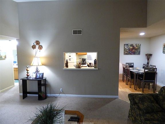 4th image of 30 Mathews Dr