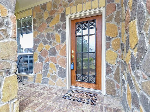 4th image of 24523 Tribeca Ln
