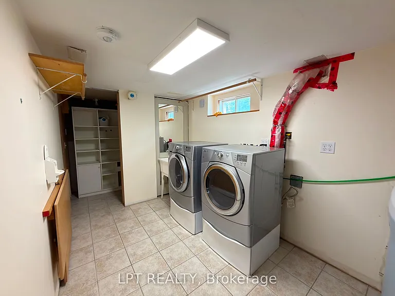 20 Gregory St — Photo 14