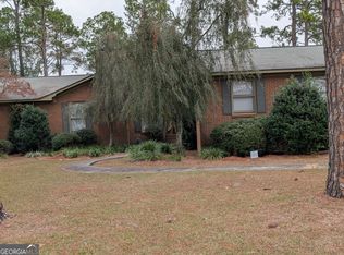 905 Florida Dr, Tifton, GA 31794