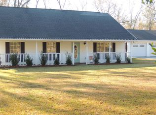 35 Tripp Ln, Carriere, MS 39426
