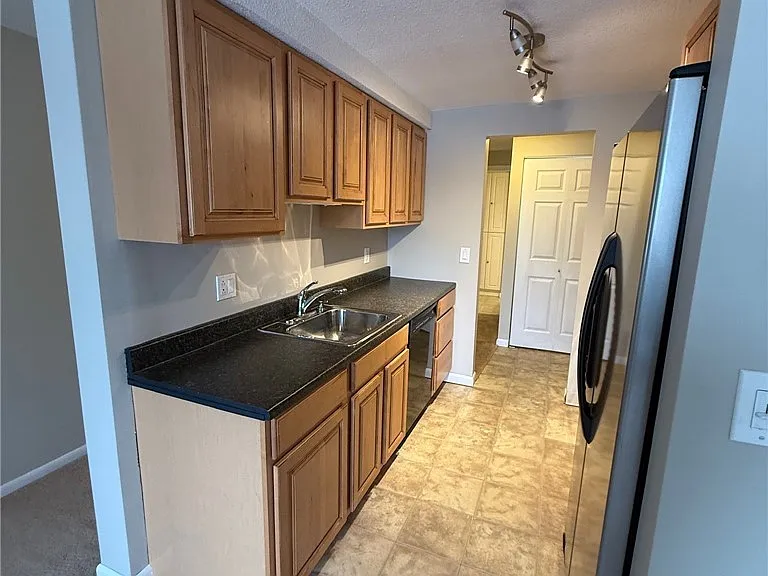 505 Village Blvd — Photo 13