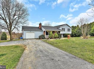4349 Glenville Rd, Glen Rock, PA 17327