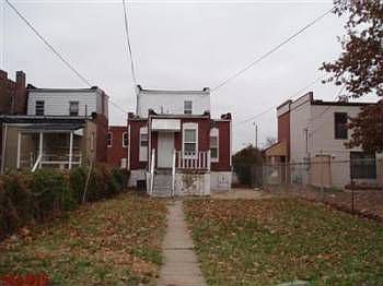 1st image of 901 Walton Ave