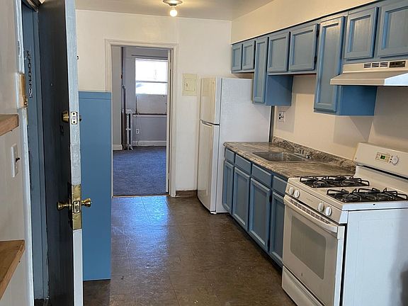 5th image of 5 W Biddle St APT 1
