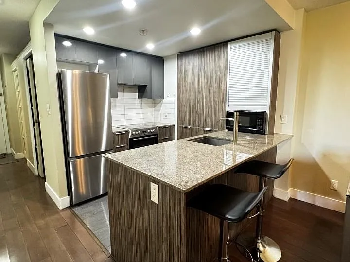1088 Richards St #418 — Photo 8