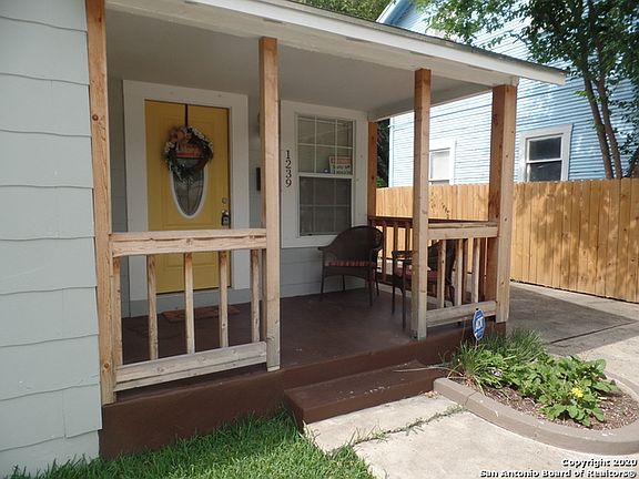 4th image of 1239 Schley Ave
