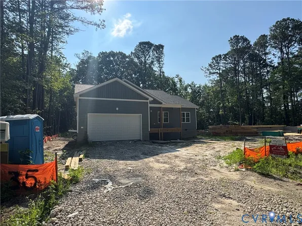 3417 Sweet Gum Ln, Hayes, VA 23072