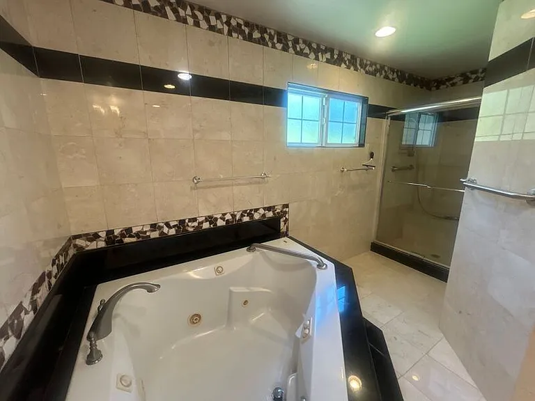 429 Paulette Pl — Photo 15
