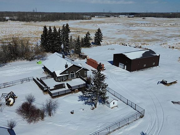 2nd image of 52003 Range Rd #273