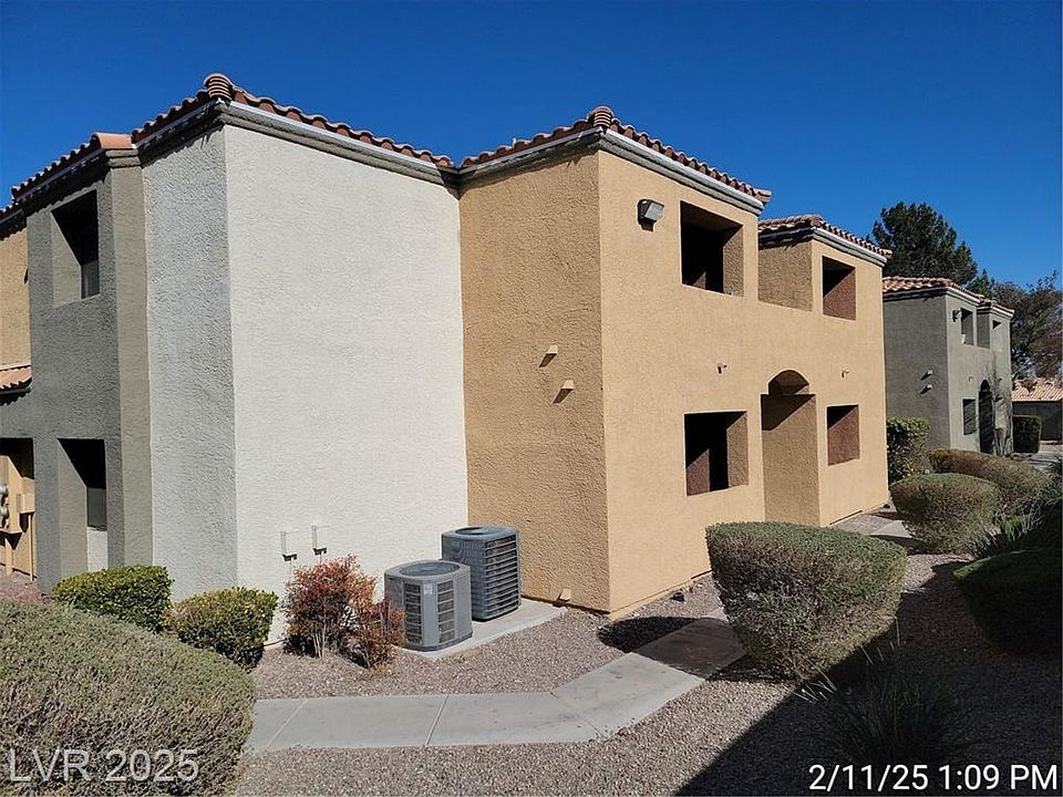 1st image of 3151 Soaring Gulls Dr Building 1153-2