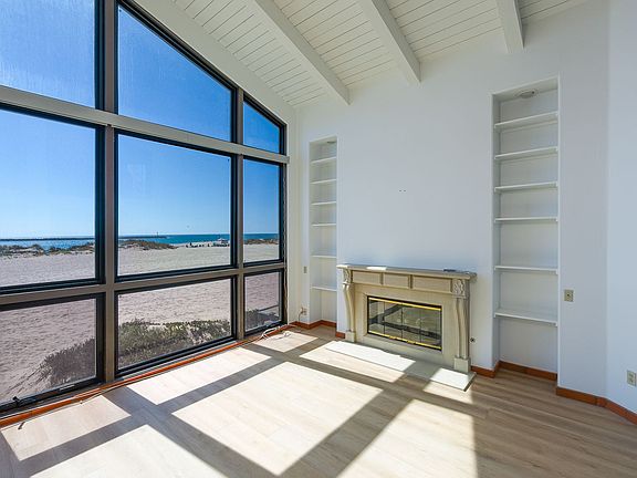 2nd image of 3265 Ocean Dr
