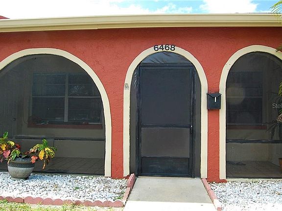 2nd image of 6468 Bonnie Bay Cir