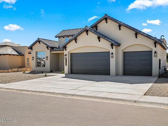 3rd image of 3819 Santa Catalina Loop