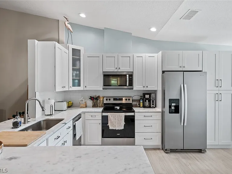 17611 Marco Island Ln — Photo 13