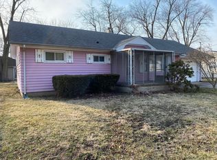 103 S Walnut St, Clinton, IL 61727