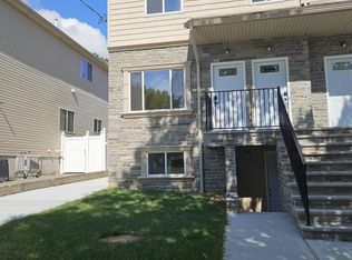 109 Saint Johns Ave, Staten island, NY 10305