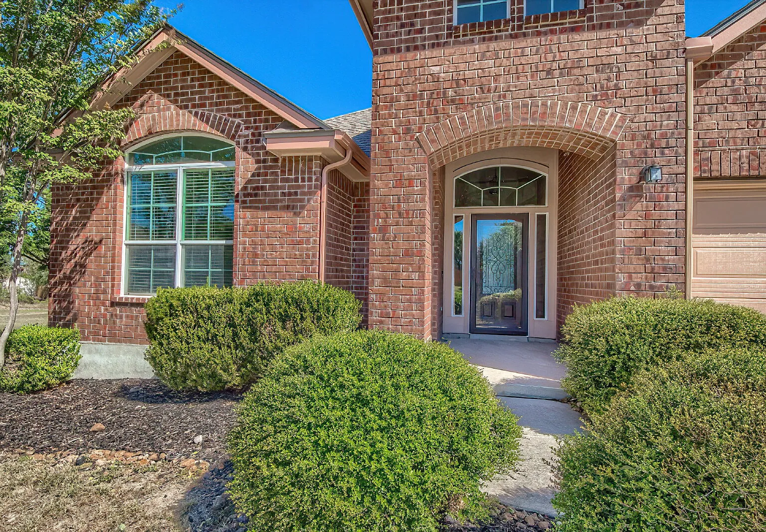 4 bed, 3.5 bath, 3163 sqft, $2,650 — Photo 3