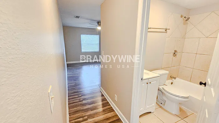 3716 Ambermist Dr — Photo 10
