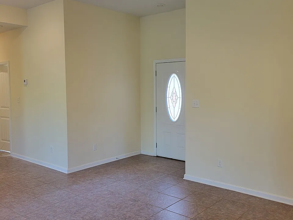 210 Small Oaks Rd