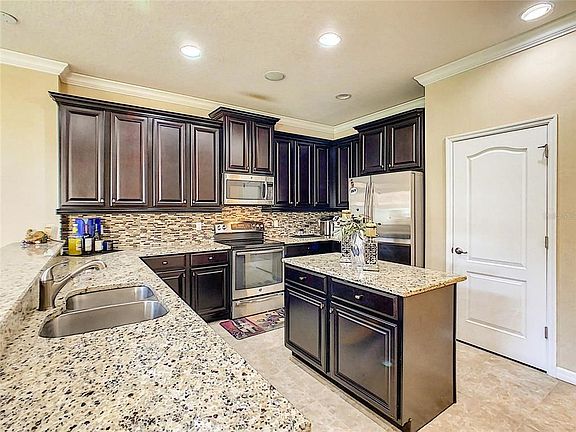 4th image of 5340 Via Appia Way