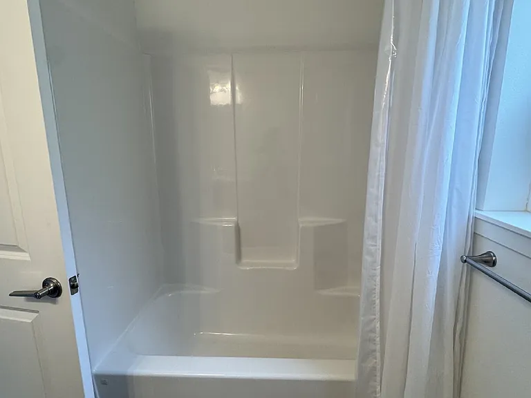 605 Finnegan Way — Photo 19
