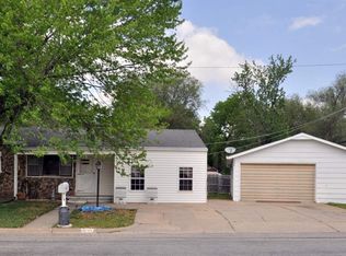 720 W 3rd St, Valley Center, KS 67147