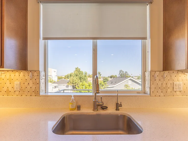 3613 Jackson Way — Photo 2