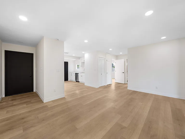 10148 Felipe Ave — Photo 33