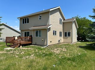 1207 Clover Ridge Dr, Rapid City, SD 57701