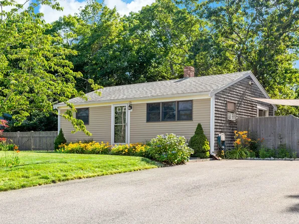69 Prince Henry Drive, East Falmouth, MA 02536