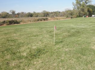 865 Neil Ct, Wauconda, IL 60084
