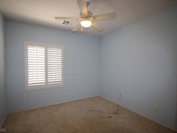 4th image of 2240 Laurel Heights Ln