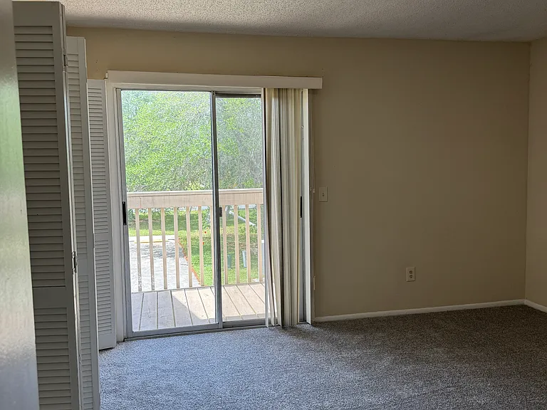 163 Bowie Ln #B — Photo 11