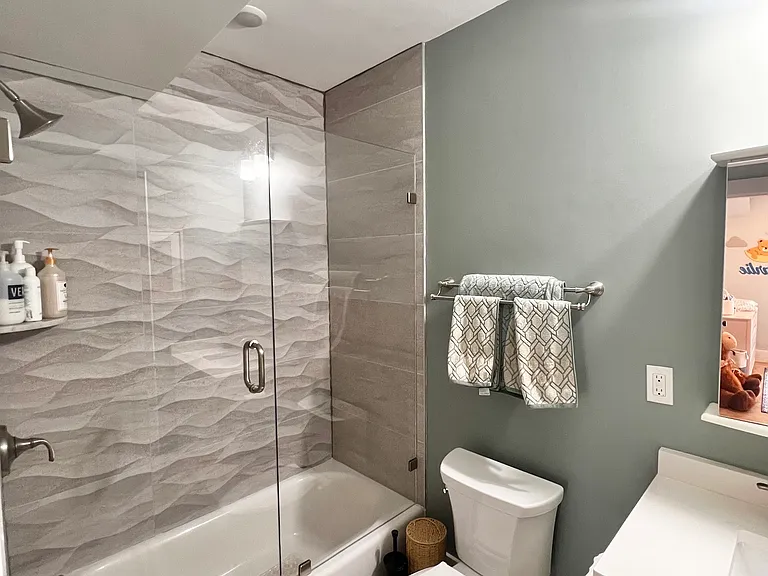 81 Conwell Ave #3 — Photo 11