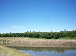 80 W Centennial Dr, Zillah, WA 98953