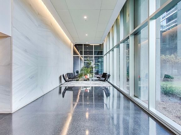 4th image of 9715 Woods Dr #190810