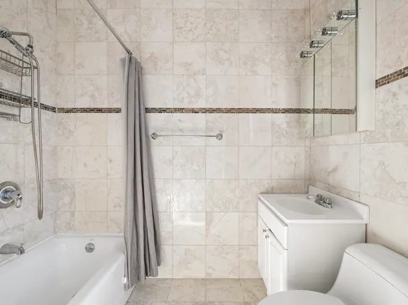 473 West End Avenue image 12 of 12