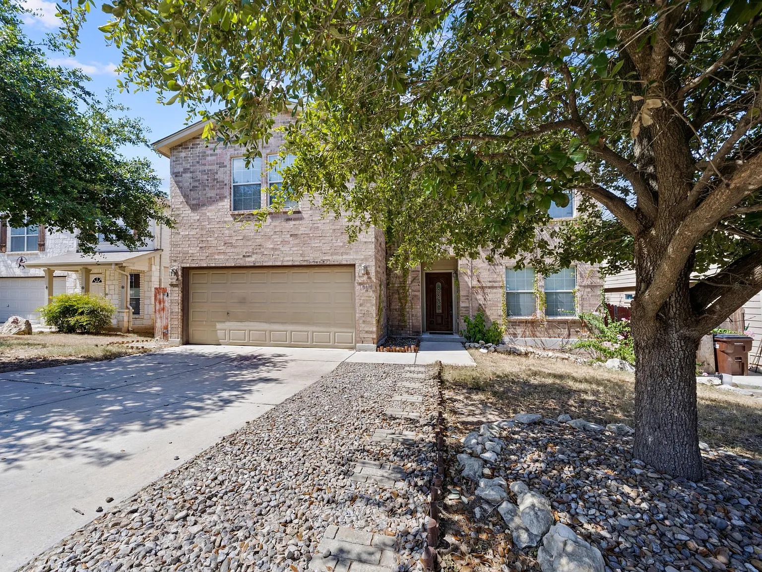 10615 Bearwolf Bay — Photo 3