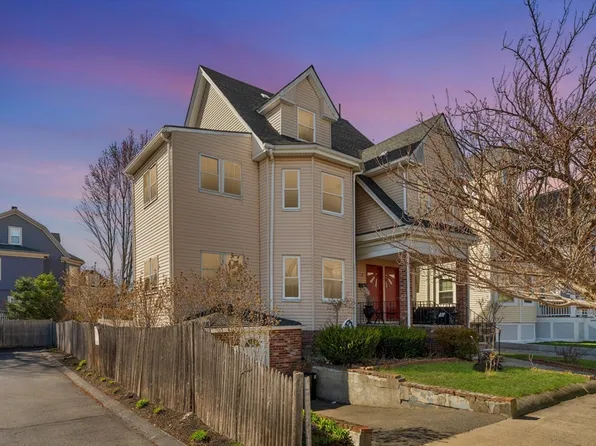 92 Sheridan Ave, Medford, MA 02155